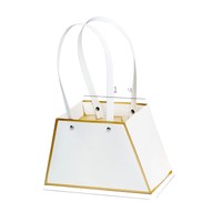 Vente directe d'usine, boîte-cadeau florale en carton blanc haut de gamme, emballage à porter à la main, sac cadeau souvenir d'anniversaire, design tendance