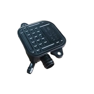 Cámara de Ventilación del Cárter CUM-MINS C4935078 para Excavadora y Cargadora de Ruedas - Product Image 1