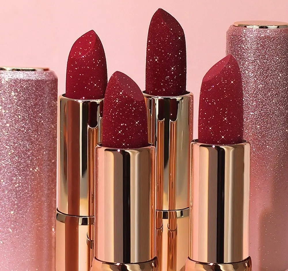 OA Bayar 8 Warna Glitter Matte Pribadi Label Lipstik Ungu Tahan Air ODM OEM Dapat Diterima
