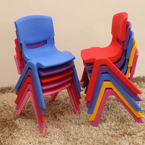 Chaise en plastique pour enfants avec dossier, empilable, design moderne, pour la maternelle et la maison - Product Image 2
