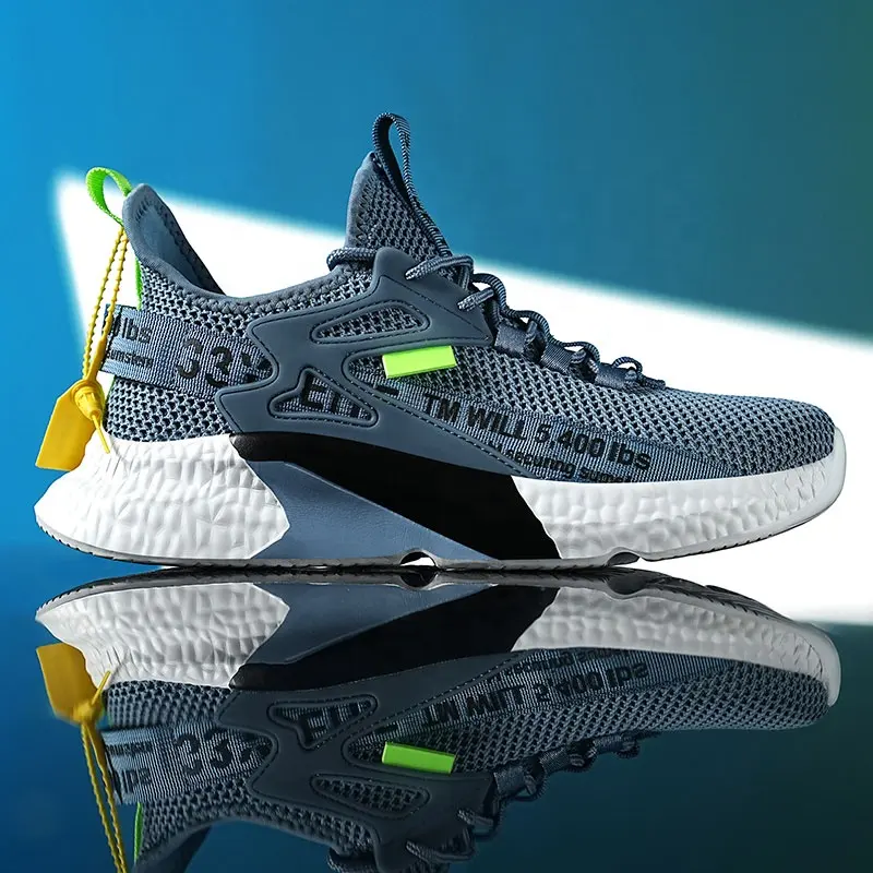 Men's new sneakers shoes light casual fashion running elastic outdoor mesh summer sports tennis man walking 2023