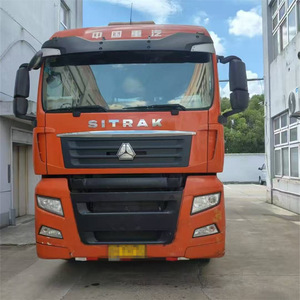 Camion de transport de marchandises lourdes de plus de 50 tonnes, moteur diesel, poids total supérieur à 30 000 kg, pour la logistique de marchandises surdimensionnées - Product Image 3