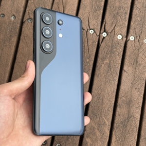 โทรศัพท์มือถือสมาร์ทโฟน 5G รุ่นใหม่แกะกล่อง ของแท้ ปลดล็อคทั่วโลก รองรับสองซิม สแตนด์บายคู่ ระบบจดจำใบหน้า ชาร์จเร็ว - Product Image 2