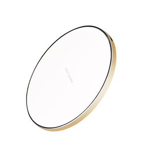 Nuevo 2020 tendencia cargador inalámbrico producto 5W 7,5 W 10W de <span class=keywords><strong>carga</strong></span> rápida Pad <span class=keywords><strong>para</strong></span> <span class=keywords><strong>Iphone</strong></span> <span class=keywords><strong>11</strong></span> <span class=keywords><strong>para</strong></span> Samsung - Product Image 1