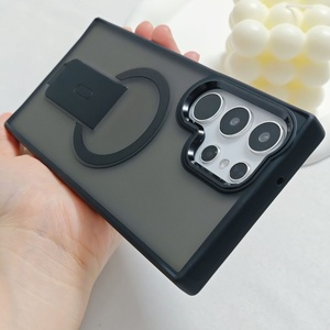 Étui de protection transparent magnétique avec béquille cachée et finition givrée pour Samsung Galaxy S26 S25 S24Plus S23Ultra, compatible avec la recharge sans fil - Product Image 3
