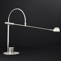 Yihao classique moderne intérieur LED lampe de bureau tissu abat-jour E14 Base cuivre corps lecture chevet décor à la maison en laiton Table lumière décor