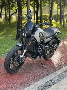 Leoncino 500 500cc Moteur bicylindre en parallèle refroidi par eau, moto scrambler rétro pour débutants, déplacements quotidiens, vitesse 500, moteur puissant - Product Image 3