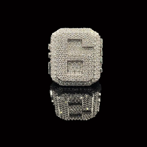 แหวนฮิปฮอปคุณภาพสูงสั่งทำพิเศษประดับเพชรโมอิสซาไนต์ เงินสเตอร์ลิง แหวนโมอิสซาไนต์สไตล์ฮิปฮอปสำหรับงานแต่งงาน 男女皆可佩戴 - Product Image 1