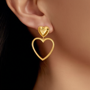 Boucles d'oreilles pendantes tendance en forme de cœur, plaquées or PVD, en acier inoxydable 316L, bijoux durables et résistants pour femmes - Product Image 3