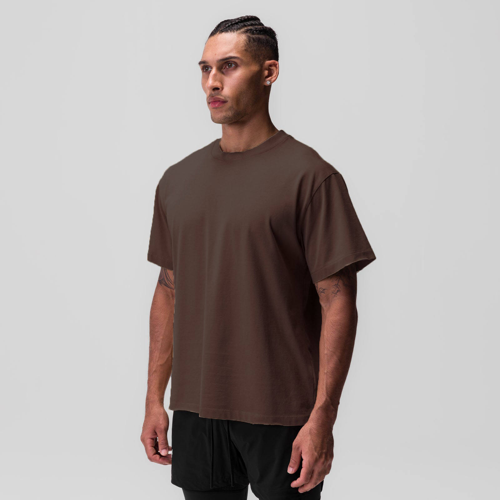 สีน้ำตาล