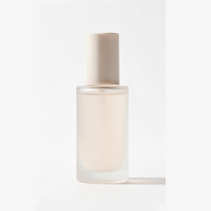 Factory Provide hyaluronate sodium Hyaluronic Acid PEG-120 Arbutin VB3 Whitening Essence Water - Product Image 2