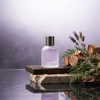Botol Parfum Kaca Buram Silinder Retro Tutup Kayu Tutup Logam Botol Kosong Isi Ulang Berbagai Ukuran
