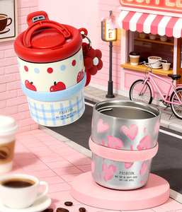 แก้วเก็บความร้อนกาแฟพิมพ์ลายน่ารัก ขนาด 350 มล. ทำจากสแตนเลส พกพาสะดวก พร้อมสายคล้องลายดอกไม้ ฝาปิดแบบพลิก เหมาะสำหรับเป็นของขวัญสำหรับสำนักงาน - Product Image 2
