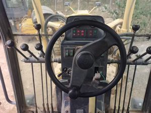 รถเกรดดิน LiuGong CLG4180D สภาพใช้งานมาแล้ว รถเกรดดิน LiuGong CLG4180 มือสองสำหรับขาย - Product Image 3