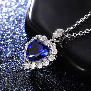 Nueva fábrica al por mayor collar en forma de corazón azul real con collar de compromiso de hilo romántico de circón para mujer - Product Image 3