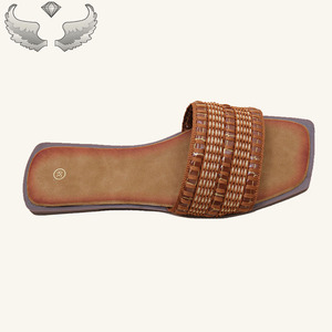 Sandales tissées d'été de haute qualité, nouveau design, à bout ouvert, respirantes, à semelle plate, pour femmes, vente en gros - Product Image 4