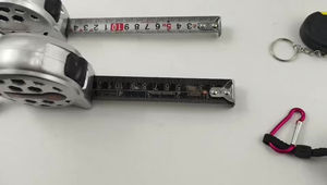 <span class=keywords><strong>Protool</strong></span> AA001 Ruban à mesurer métrique en acier inoxydable de haute qualité 5M avec verrouillage automatique, étui haute visibilité, résistant à l'usure et anti-chute, argenté - Product Image 3