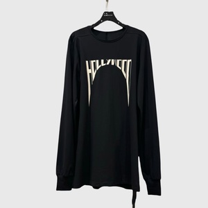 Haut à manches longues d'automne en <span class=keywords><strong>noir</strong></span> <span class=keywords><strong>et</strong></span> blanc ; T-shirt ample à manches longues de style urbain sombre. - Product Image 2
