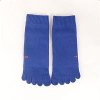Chaussettes de sport unisexes en coton biologique personnalisées à cinq doigts, respirantes et rembourrées en tissu éponge pour la course et le fitness