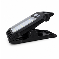 Lampes solaires à capteur extérieur, mini lampe LED solaire étanche à fixation par pince pour jardin, clôture, patio, tente, garde-corps, utilisation d'urgence