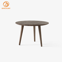 Tables basses élégantes en bois de chêne pour hôtels et maisons – Combinaison simple pour l'intérieur