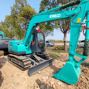 Mini-excavatrice Kobelco SK75 robuste, cabine confortable, garantie 1 an, service après-vente 24h/24, en stock - Product Image 1