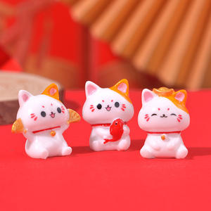 2025 nouveauté mignon Maneki Neko résine charme Micro-paysage bureau voiture ornements maison décoration petits cadeaux prix de gros - Product Image 3