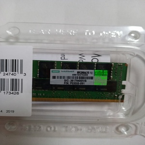 Kit de Memoria Inteligente HPE de 128 GB (1x128 GB) Octal Rank X4 DDR4-2933 CAS-24-21-21 con Carga Reducida 3DS, P00928-B21, Memoria HPE de 128 GB, P06191-00 - Product Image 3