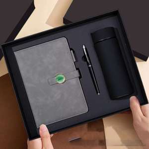 Coffret Cadeau d'Entreprise Écologique avec Bloc-Notes 100 Feuilles, Stylo et Bouteille d'Eau - Boîte Cadeau d'Affaires Personnalisée - Product Image 1