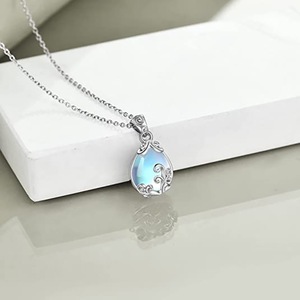 Collier en forme de goutte d'eau imitation pierre de lune, serti de pierres en or blanc, collier en cristal pour tous les jours XL-389 - Product Image 4