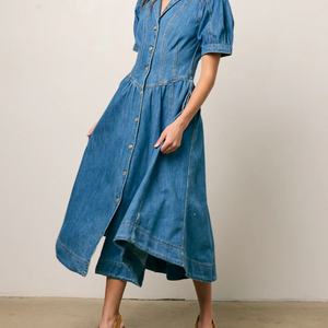Robe en jean 100 % coton avec logo personnalisé, style western, tailles XS-XXL, très lavable, antistatique, coupe Empire, longueur ras du sol, avec ceintures, service OEM disponible - Product Image 1