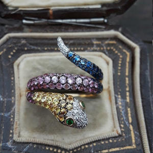Anillo de Serpiente con Circonitas de Colores y Engaste Pavé, Joyería de Moda Transfronteriza para Uso Diario Femenino, en Oro y Oro Blanco, con Forma de Animal - Product Image 1