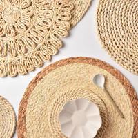 Vente en gros de pailles de maïs naturelles tissées et personnalisées, napperons de décoration écologiques pour la maison, tapis de table bon marché et recyclables