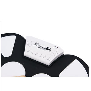 <span class=keywords><strong>Batteria</strong></span> elettronica a rullo in silicone W758 arrotolata a mano <span class=keywords><strong>batteria</strong></span> <span class=keywords><strong>per</strong></span> <span class=keywords><strong>bambini</strong></span> <span class=keywords><strong>batteria</strong></span> portatile - Product Image 5