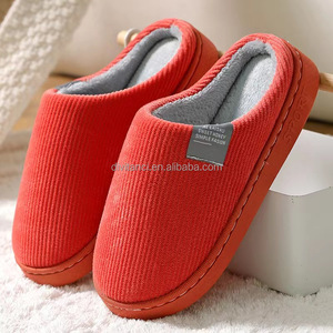 <span class=keywords><strong>Pantofole</strong></span> di peluche 2023 da <span class=keywords><strong>donna</strong></span> <span class=keywords><strong>pantofole</strong></span> da casa per gli ospiti <span class=keywords><strong>pantofole</strong></span> <span class=keywords><strong>calde</strong></span> invernali