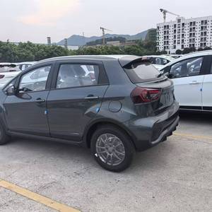 Cina 2023 di esportazione Geely Ruilan X3 Pro Livan Micro SUV manuale di seconda mano auto usata per il <span class=keywords><strong>russo</strong></span> - Product Image 3