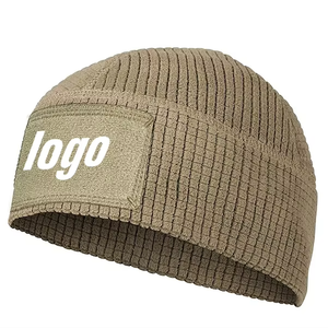 Bonnet d'hiver pour homme de haute qualité, personnalisé avec broderie 3D, motif nœuds doux et revers en tissu tissé - Product Image 1