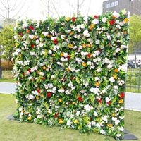 Mur de fleurs artificielles en feuillage vert luxuriant, mélange de roses en soie rouges, blanches et oranges, panneau mural pour mariage, événement, restaurant, boutique, décoration