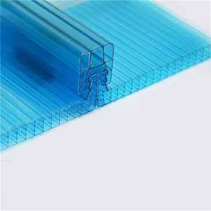 Lámina Hueca de Policarbonato con Sistema de Bloqueo en U Danpalon, 10 mm, 1040 mm de Ancho, para Techos y Tragaluces, Sin Tornillos, 100% Impermeable - Product Image 4