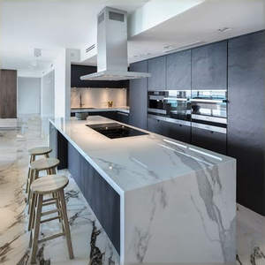 تصميم حديث أبيض كالاكاتا 12 عروق من الحجر الاصطناعي كونترتوب رمادي سطح صلب للفنادق لوحة حائط خارجية بلاطة كبيرة - Product Image 4