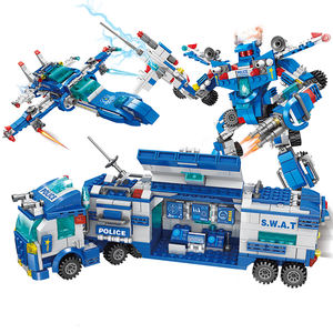 Lele Brother 700 Pezzi 8 in 3 MOC Città Stazione Camion Veicolo Robotico Mattoncini con Personaggi Poliziotto Giocattoli da Costruzione - Product Image 5