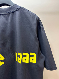 <span class=keywords><strong>T</strong></span>-<span class=keywords><strong>shirt</strong></span> da Uomo <span class=keywords><strong>Personalizzate</strong></span> OEM di Grande Successo a Girocollo Comode Larghe a Maniche Corte Traspiranti Casual Estive Stile Street - Product Image 5