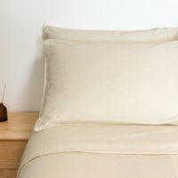 Parure de lit moderne et durable en coton égyptien 100% tissé uni de haute qualité 300T, écologique, pour lit Queen et King Size
