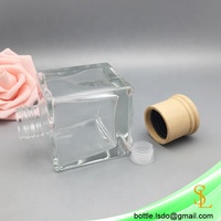 Bouteille vide de diffuseur de parfum d'ambiance de 130 ml, carrée, pour la décoration, avec bouchon en bois et bouchon en plastique