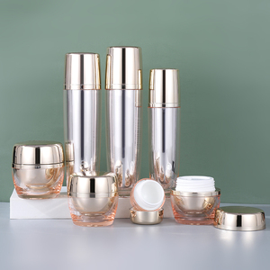 30ml 60ml 120ml chăm sóc da chai Acrylic chất liệu độ ẩm Lotion Toner <span class=keywords><strong>container</strong></span> nền tảng chai với máy bơm - Product Image 4