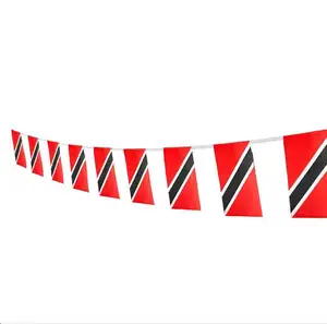 العلم الوطني الترابي لترينداد وتوباغو يباع من المصنع مباشرةً مصنوع من البوليستر 100% ومتوفر بمقاس 14 × 21 سم و20 قطعة طوله 5 متر