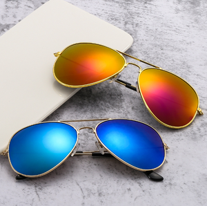 Kacamata Penerbangan untuk Wanita dan Pria dengan Lensa Perlindungan UV400 dan Bingkai <span class=keywords><strong>Pilot</strong></span> Logam Ringan - Product Image 4