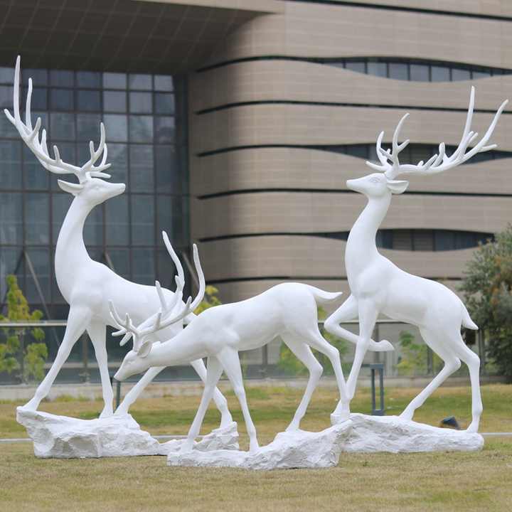 グラスファイバー抽象芸術鹿像樹脂鹿彫刻家のためのクリスマスアート装飾