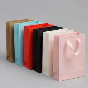 Petits sacs en papier personnalisés avec logo imprimé en Chine, vente en gros - Product Image 6