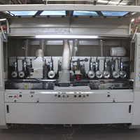 Machine à raboter le bois à quatre faces pour la production et le traitement de planches et de moulures en bois